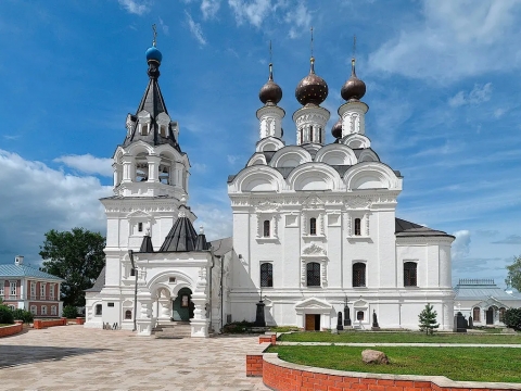 ЭКСКУРСИЯ В СВЯТО - БЛАГОВЕЩЕНСКИЙ МУЖСКОЙ МОНАСТЫРЬ 