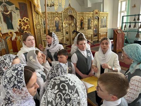 Благодарственный молебен и торжественная линейка