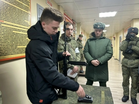 ЭКСКУРСИЯ В ВОИНСКУЮ ЧАСТЬ