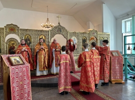 БОЖЕСТВЕННАЯ ЛИТУРГИЯ